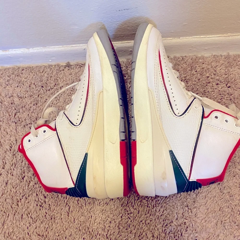 Nike Air Jordan White Red Green High-Top Classic Basketball Size 5 Big Kids